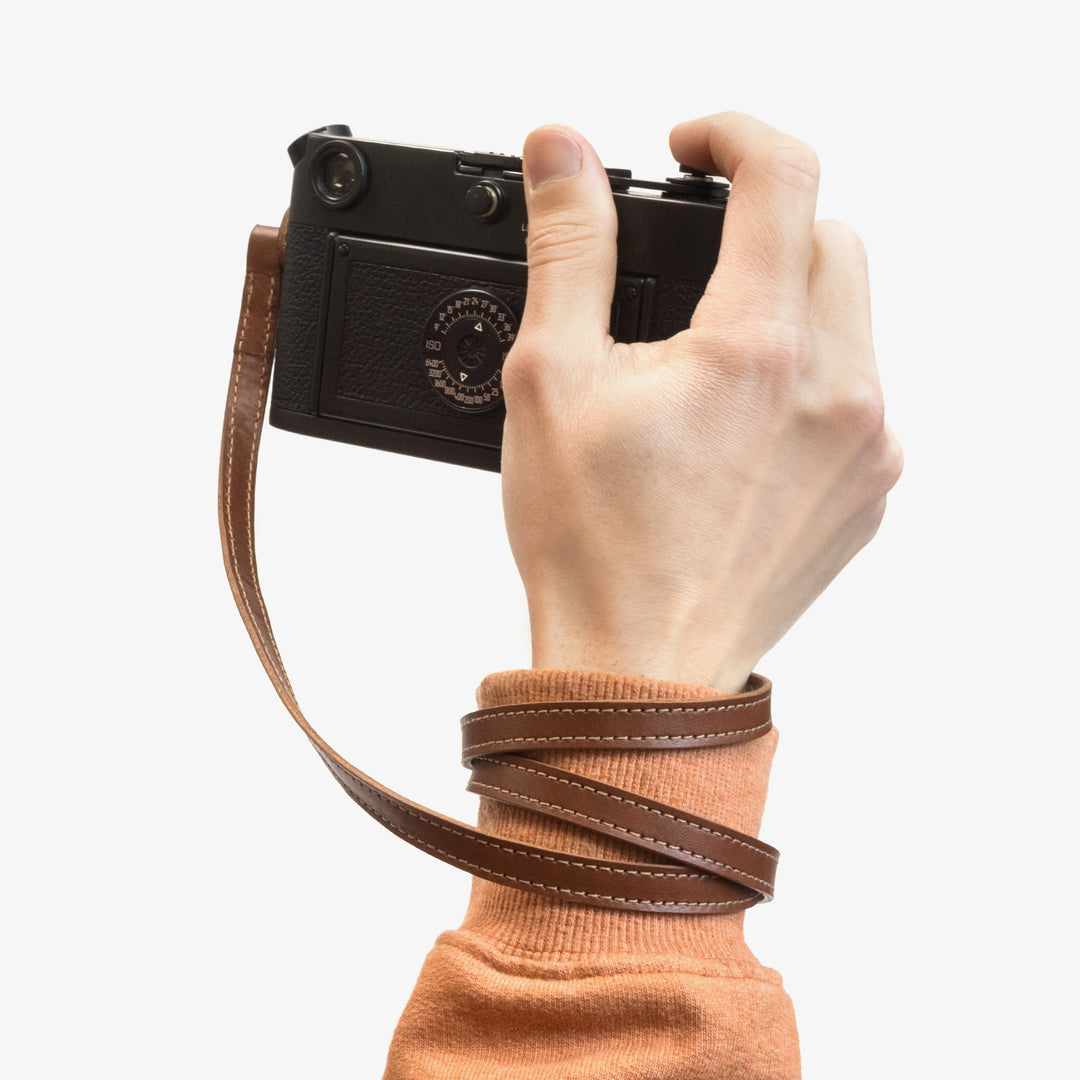 Leather camera strap (F4 SLIM)