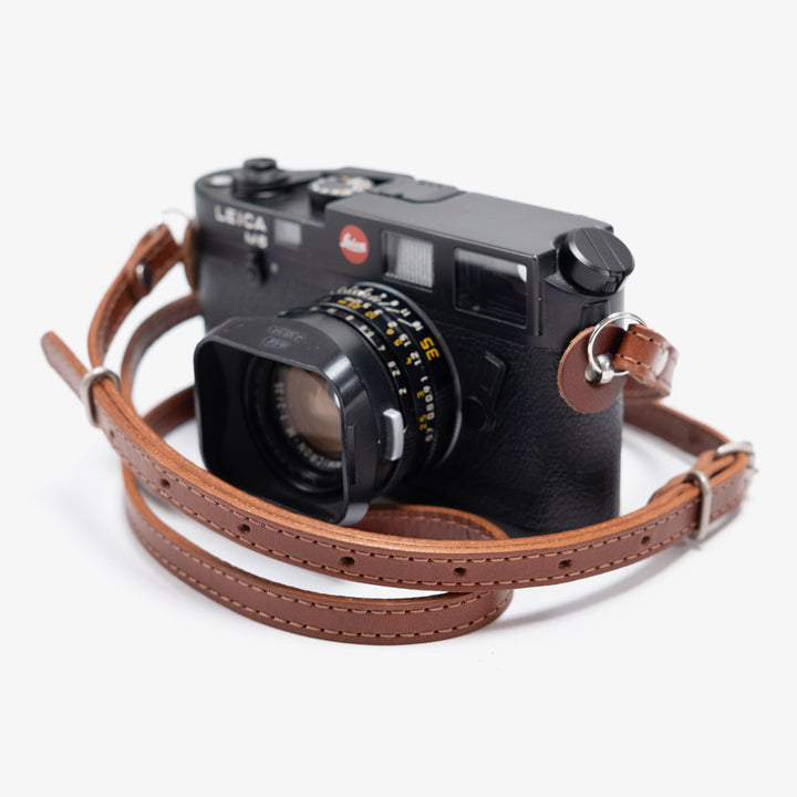 adjustable leather camera strap, handcrafted leather camera strap, leica strap, fujifilm strap,