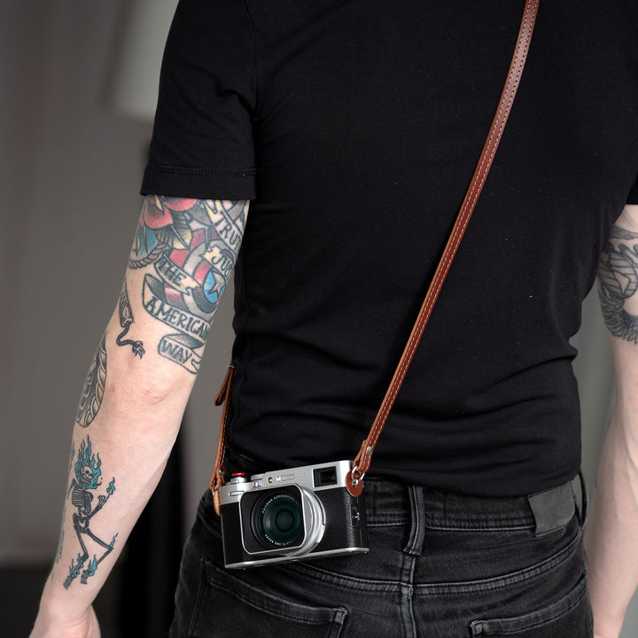 adjustable leather camera strap, handcrafted leather camera strap, leica strap, fujifilm strap,